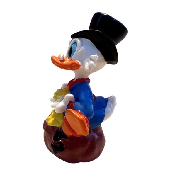 1988 Rare DuckTales Scrooge McDuck Figure Sitting on Bag of Gold PVC Walt Disney - Picture 4 of 6